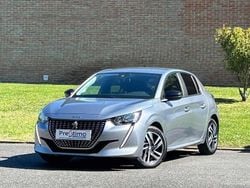 Cinza Usado 2023 Peugeot 208 Style Citadino | € 14.750 (Bom preço)