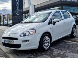 Branco Usado 2018 Fiat Punto Citadino | € 10.500 (Preço elevado)