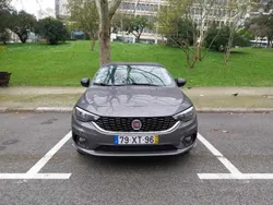 Cinzento Usado 2019 Fiat Tipo Lounge Citadino | € 8.800 (Bom preço)