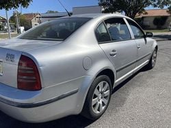 Usado 2002 Skoda Superb | € 2.500