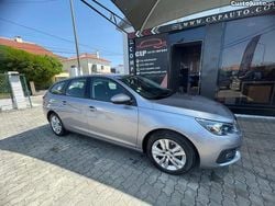 Cinza Usado 2019 Peugeot 308 Business-Line Carrinha | € 13.900 (Preço justo)