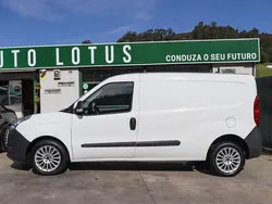 Branco Usado 2014 Opel Combo Monovolume | € 9.970