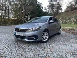 Cinza Usado 2018 Peugeot 308 Style | € 13.999 (Preço justo)