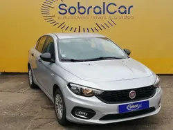 Cinzento (metalizado) Usado 2019 Fiat Tipo Lounge Sedan | € 16.500 (Caro)