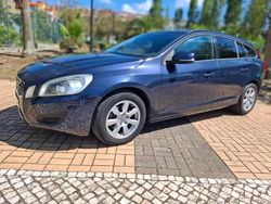 Azul Usado 2012 Volvo V60 Carrinha | € 9.480 (Preço justo)