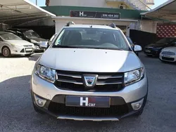 Cinza prata Usado 2015 Dacia Sandero Stepway Citadino | € 9.250 (Bom preço)