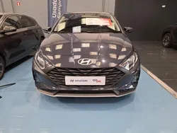 Aurora grey (metalizado) Usado 2023 Hyundai i20 Comfort | € 16.550 (Preço justo)
