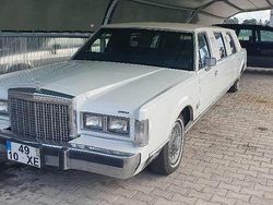 Branco Usado 1987 Lincoln Town Car Sedan | € 17.300