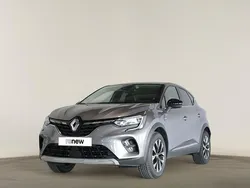 Cinzento Usado 2023 Renault Captur Techno SUV | € 19.990 (Preço justo)