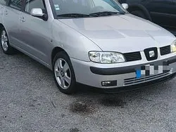 Usado 2000 Seat Cordoba Sedan | € 2.500
