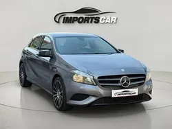Cinza Usado 2014 Mercedes A160 Urban | € 13.999