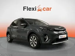 Cinza Usado 2022 Kia Stonic SUV | € 15.480 (Preço justo)
