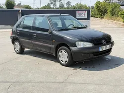 Preto Usado 1997 Peugeot 106 Citadino | € 800