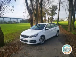 Branco Usado 2020 Peugeot 308 Active Carrinha | € 13.990 (Preço justo)