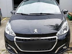 Preto Usado 2019 Peugeot 208 Signature Sky Citadino | € 7.985 (Super Preço)