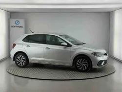 Cinzento Usado 2023 VW Polo Life | € 19.990 (Preço justo)