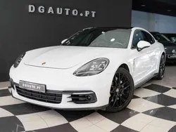 Branco Usado 2018 Porsche Panamera 4 Sedan | € 79.990 (Preço justo)