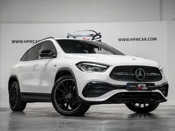 Branco Usado 2020 Mercedes GLA250 AMG line SUV | € 34.900