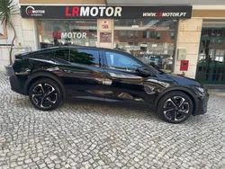 Preto Usado 2024 Peugeot 408 Allure Sedan | € 28.950 (Bom preço)