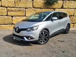 Cinzento (metalizado) Usado 2019 Renault Grand Scénic IV Intens Monovolume | € 21.000 (Bom preço)