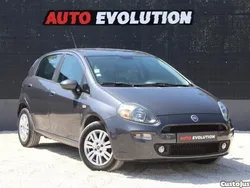 Cinza Usado 2013 Fiat Punto Lounge Citadino | € 7.750 (Preço justo)