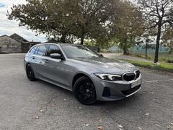 Cinza Usado 2024 BMW 320 Luxury Line Carrinha | € 36.990