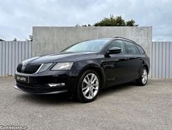 Preto Usado 2021 Skoda Octavia Clever Carrinha | € 12.590