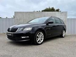 Preto Usado 2021 Skoda Octavia Clever Carrinha | € 13.490 (Preço elevado)