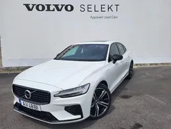 Branco Usado 2022 Volvo S60 R-Design Sedan | € 45.000