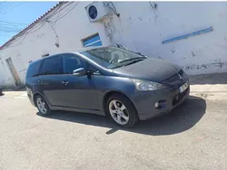 Usado 2005 Mitsubishi Grandis Monovolume | € 2.500