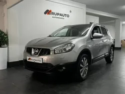 Cinza prata Usado 2010 Nissan Qashqai Premium Edition SUV | € 11.000 (Preço justo)