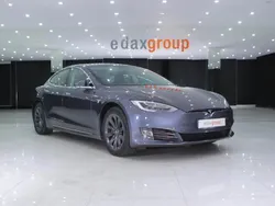 Cinzento Usado 2019 Tesla Model S Sedan | € 30.990 (Preço justo)