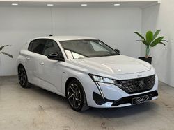 Branco Usado 2023 Peugeot 308 Allure | € 26.990