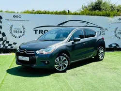 Cinzento Usado 2014 Citroën DS4 So Chic Citadino | € 12.900 (Preço elevado)