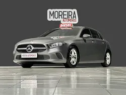 Cinza Usado 2019 Mercedes A180 Style Sedan | € 20.999 (Preço justo)