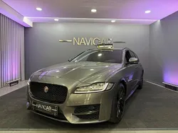 Cinza Usado 2017 Jaguar XF R-Sport Sedan | € 24.750