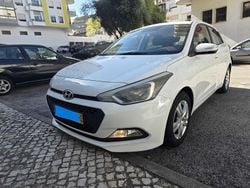 Usado 2015 Hyundai i20 Sedan | € 7.000 (Bom preço)