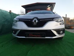 Cinza Usado 2018 Renault Mégane GrandTour Zen Carrinha | € 12.000 (Bom preço)