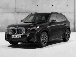 Preto sapphire metalizada Novo 2025 BMW iX1 Comfort Edition SUV | € 59.495 (Preço justo)