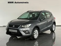 Cinza Usado 2018 Seat Arona Style SUV | € 14.850 (Preço elevado)