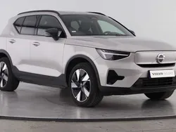 Bege Usado 2024 Volvo XC40 SUV | € 47.700 (Preço elevado)