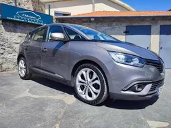 Cinzento Usado 2018 Renault Scénic IV Intens Monovolume | € 16.950 (Preço justo)