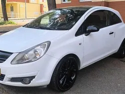 Usado 2010 Opel Corsa Edition | € 3.150