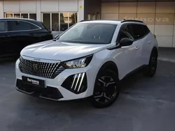 Branco Usado 2024 Peugeot 2008 SUV | € 25.900 (Preço elevado)