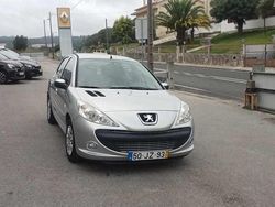 Cinzento Usado 2010 Peugeot 206 Citadino | € 5.900