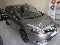 Cinzento Usado 2015 Renault Scénic III Monovolume | € 12.500 (Preço elevado)