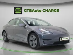 Cinzento Usado 2020 Tesla Model 3 Standard Range Sedan | € 25.900 (Preço justo)