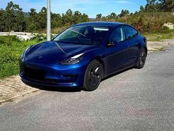 Azul Usado 2021 Tesla Model 3 Standard Range Plus Sedan | € 23.990 (Preço justo)