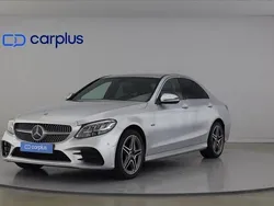Cinza Usado 2020 Mercedes C300 AMG line SUV | € 34.990 (Preço justo)