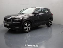 Preto Usado 2021 Volvo XC40 SUV | € 29.490 (Preço justo)